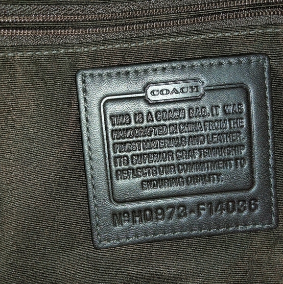 **SOLD** Authentic Coach Brown and Tan Carriage Print Shoulder Bag - Picture 5 of 6